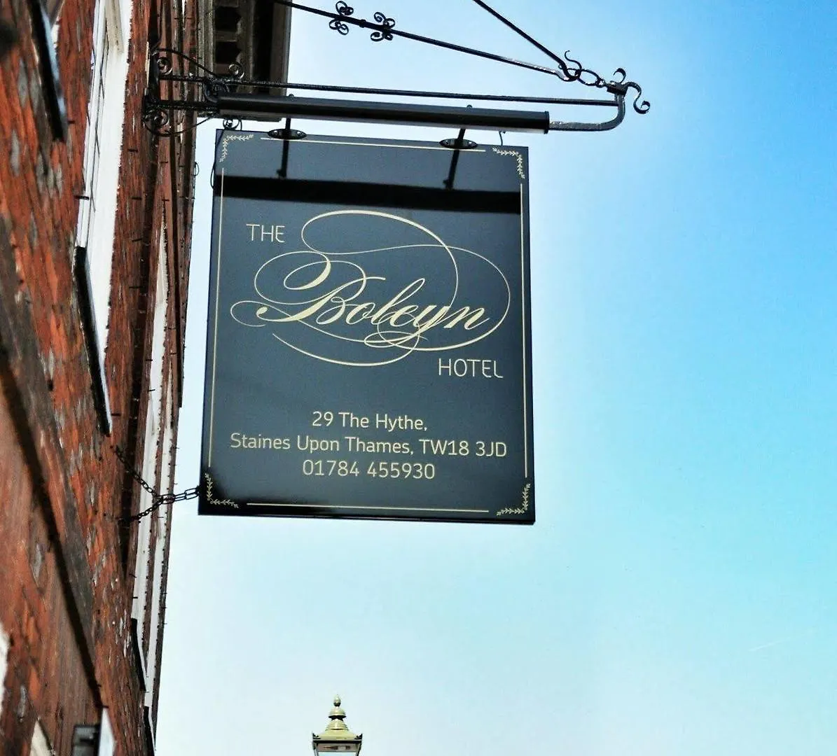 The Boleyn Hotel Staines-upon-Thames